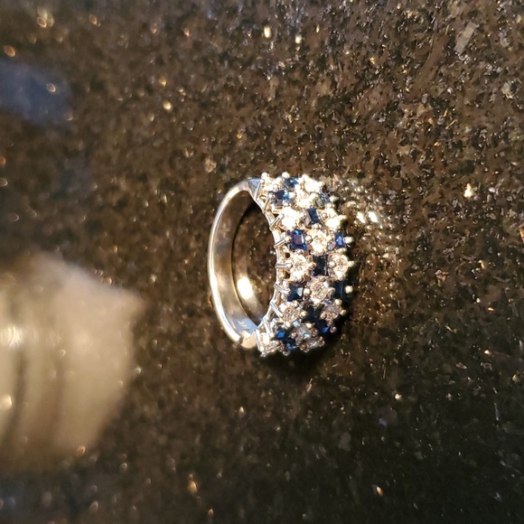 14kt white gold diamond and sapphire ring sz 7.25 - Picture 7 of 16